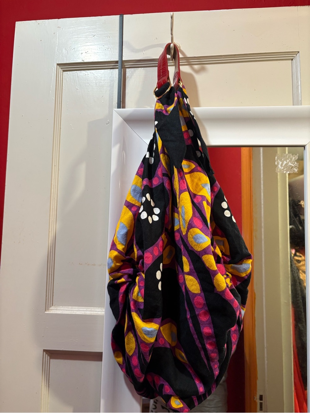 Kekefuda Kyoto vibrant Japanese Furoshiki multicolor  hobobag leather handle - Picture 7 of 9